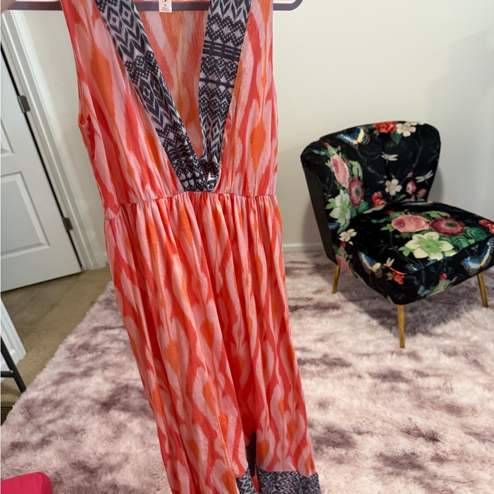 Sweet Pea Orange and White Sleeveless Top
